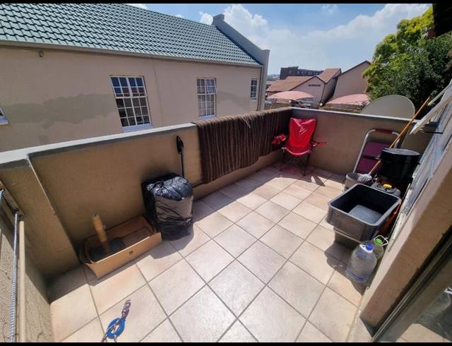 2 BEDROOM TOWNHOUSE FOR SALE IN NEW REDRUTH